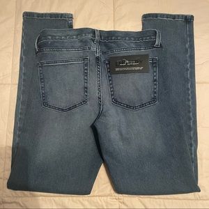 DONATING 12/31! Mens Luxury Slim Straight Jeans